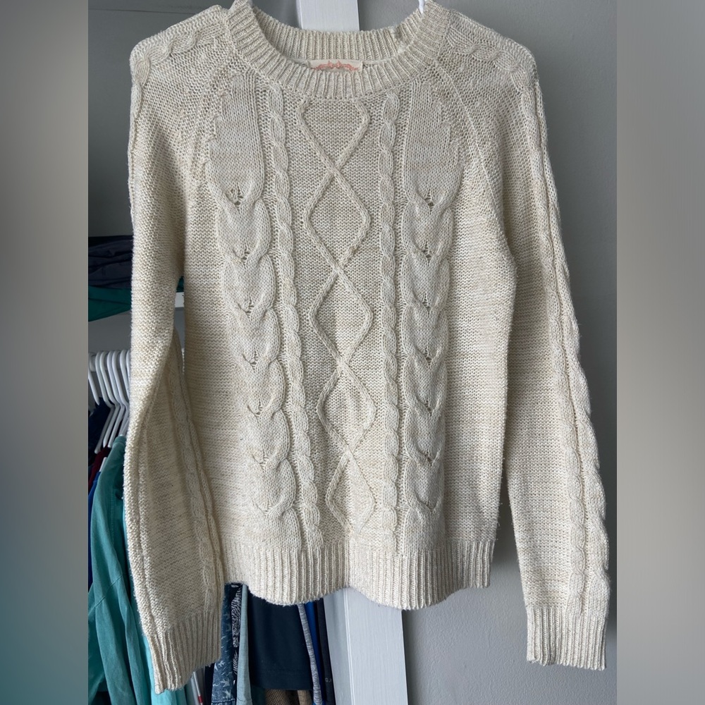 Cream cable knit sweater. Size L fits like a medium.